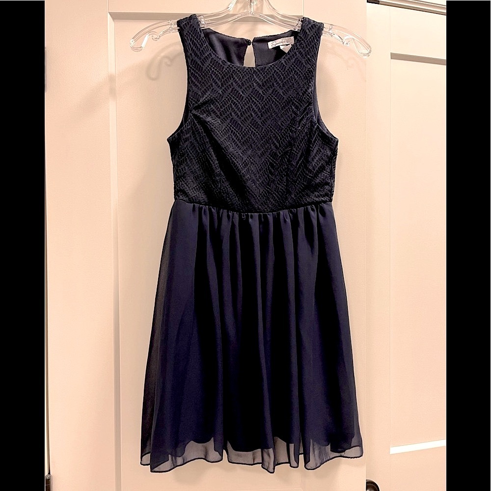 Formal navy dress - brand new condition